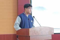 b9b43c40536dafc3318a3c913accbd43